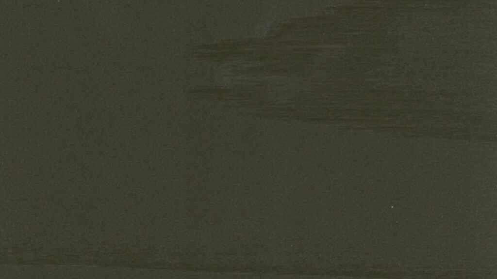 ダークブラウン